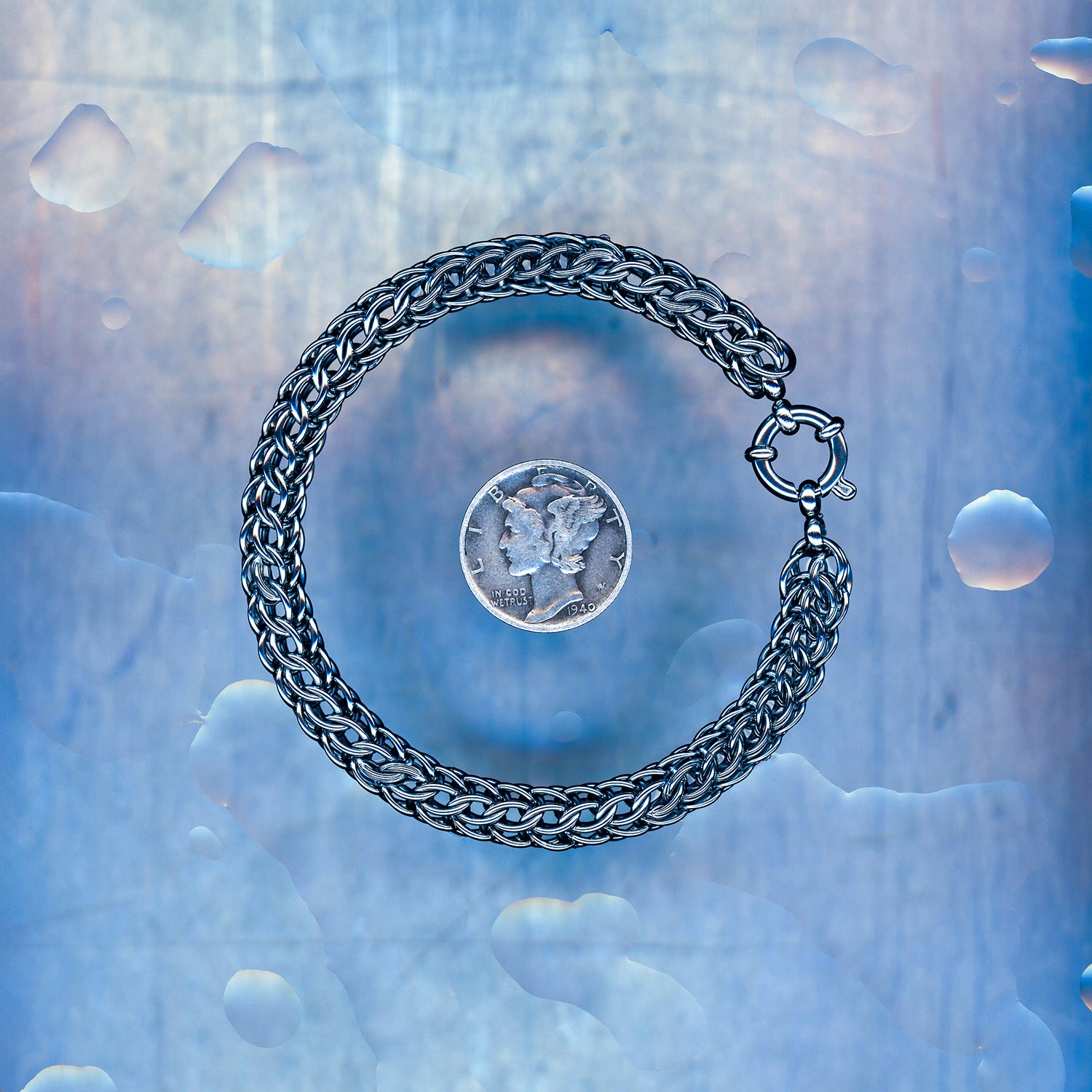 PRODUCT SHOT CLOSEUP SCAN OF AFTERGLOW CORE BRACELET 304 STAINLESS STEEL CHAIN MAILLE JEWELRY FULL PERSIAN 6 IN 1 MEDIUM WEAVE