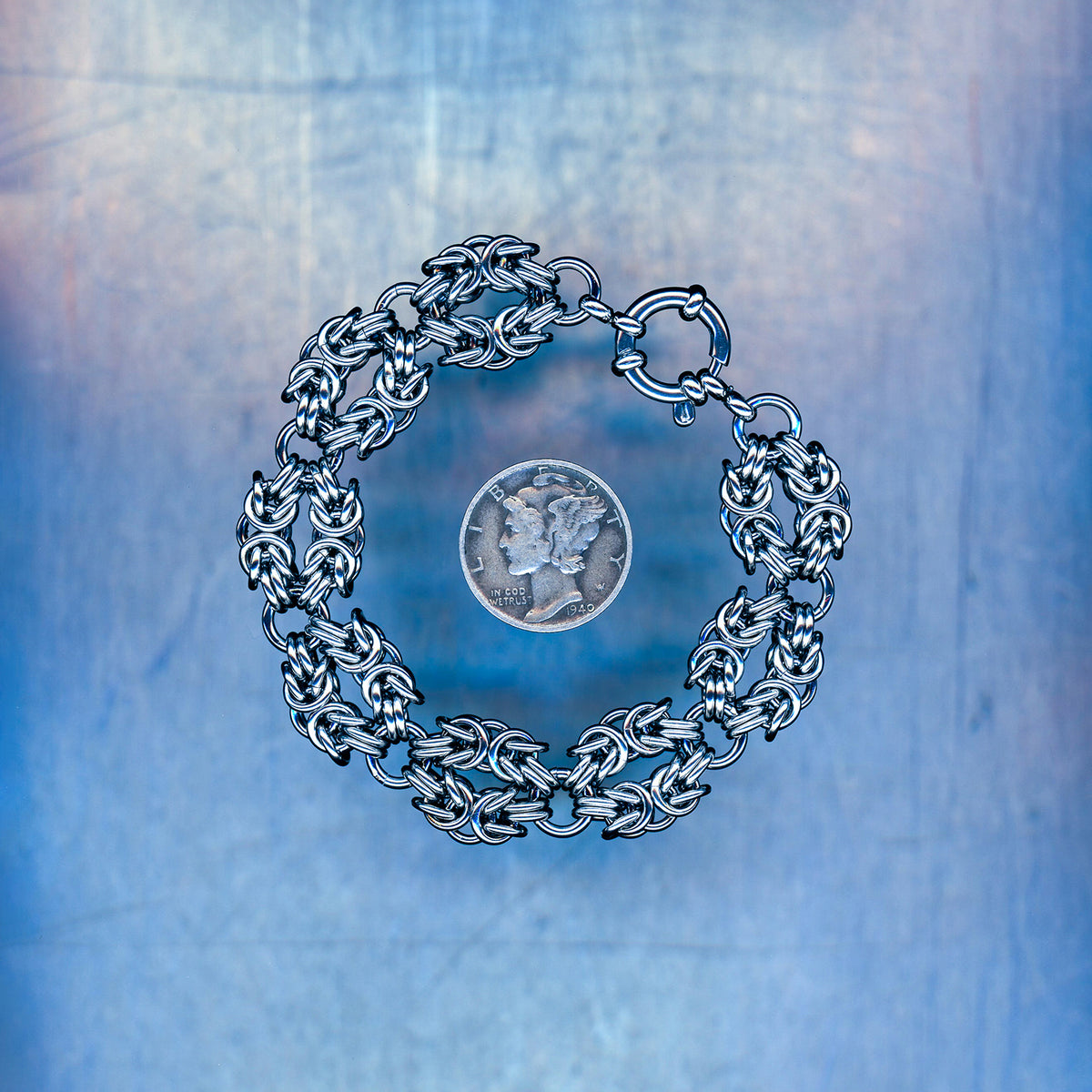 PRODUCT SHOT CLOSEUP SCAN OF BIT CRUSH VOID BRACELET 304 STAINLESS STEEL CHAIN MAILLE JEWELRY BYZANTINE EXTRA LARGE WEAVE