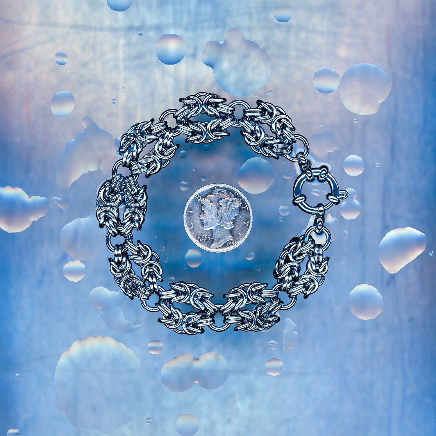 PRODUCT SHOT CLOSEUP SCAN OF BIT CRUSH VOID BRACELET 304 STAINLESS STEEL CHAIN MAILLE JEWELRY BYZANTINE EXTRA LARGE WEAVE