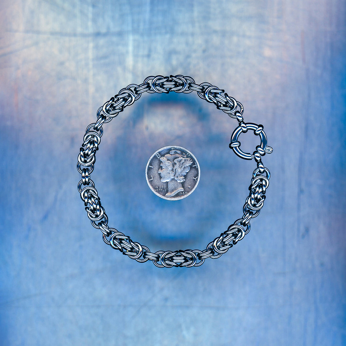 PRODUCT SHOT CLOSEUP SCAN OF GHOSTED CORE BRACELET 304 STAINLESS STEEL CHAIN MAILLE JEWELRY BYZANTINE UNITS MEDIUM WEAVE