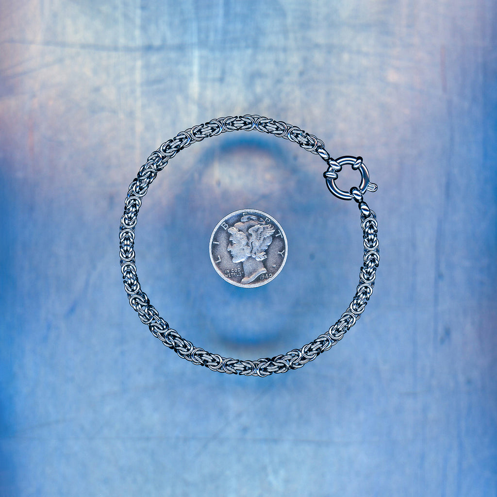 PRODUCT SHOT CLOSEUP SCAN OF GHOST BYTE BRACELET 304 STAINLESS STEEL CHAIN MAILLE JEWELRY BYZANTINE EXTRA SMALL WEAVE