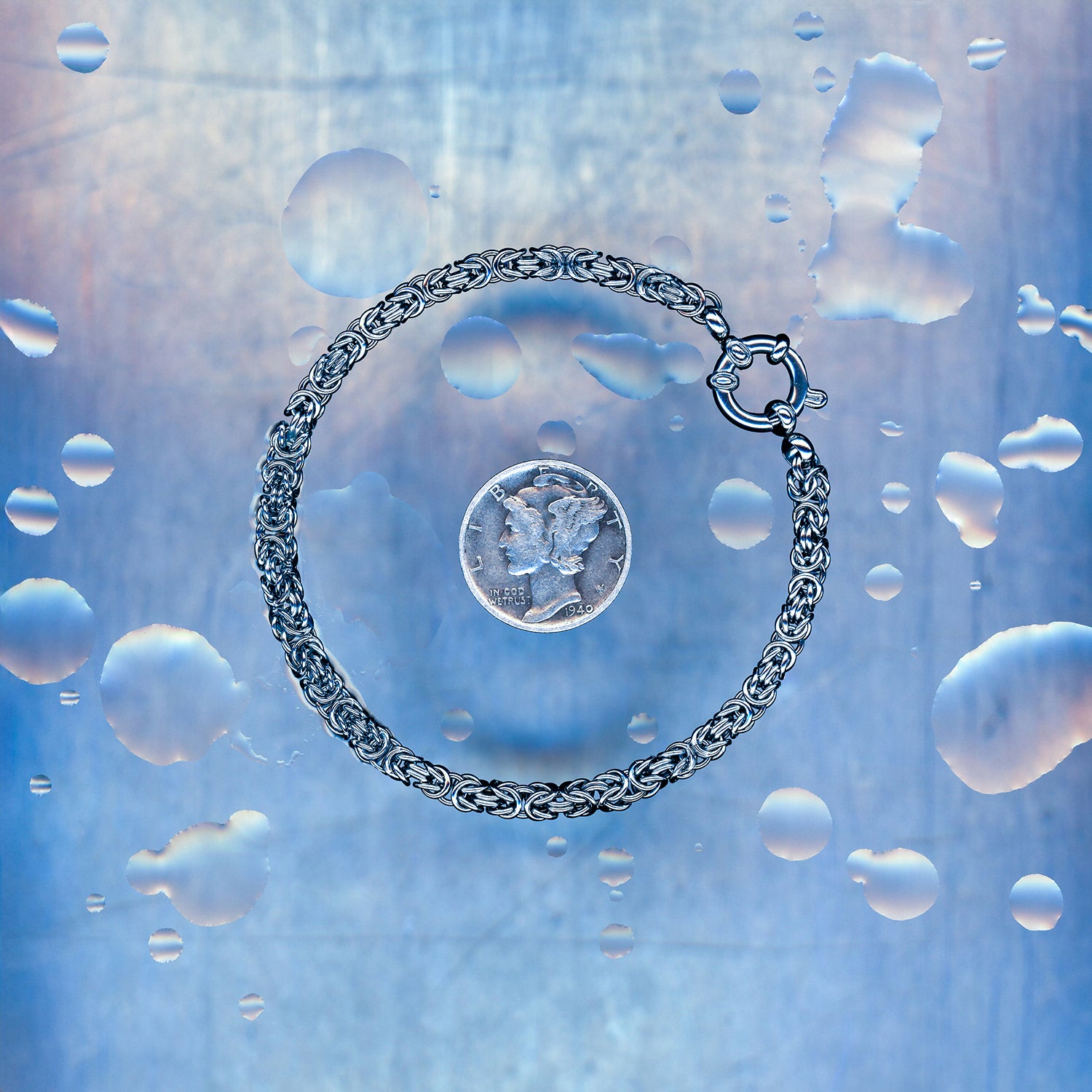 PRODUCT SHOT CLOSEUP SCAN OF GHOST BYTE BRACELET 304 STAINLESS STEEL CHAIN MAILLE JEWELRY BYZANTINE EXTRA SMALL WEAVE