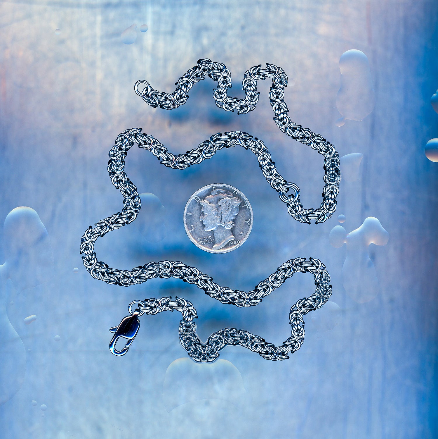 PRODUCT SHOT CLOSEUP SCAN OF GHOST BYTE NECKLACE 304 STAINLESS STEEL CHAIN MAILLE JEWELRY XS BYZANTINE WEAVE