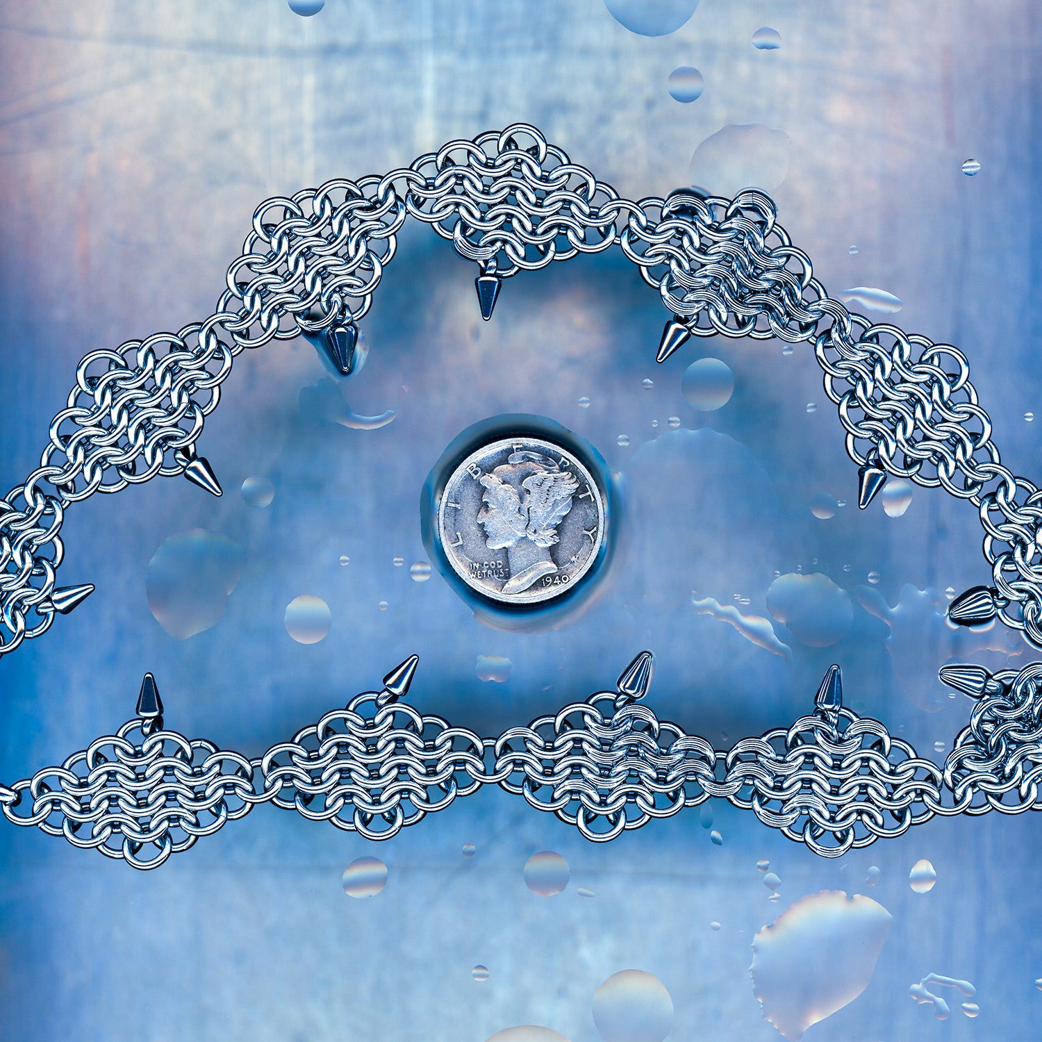 PRODUCT SHOT CLOSEUP SCAN OF JAWS CORE COLLAR NECKLACE 304 STAINLESS STEEL CHAIN MAILLE JEWELRY EUROPEAN 4 IN 1 SPIKES SPIKEY