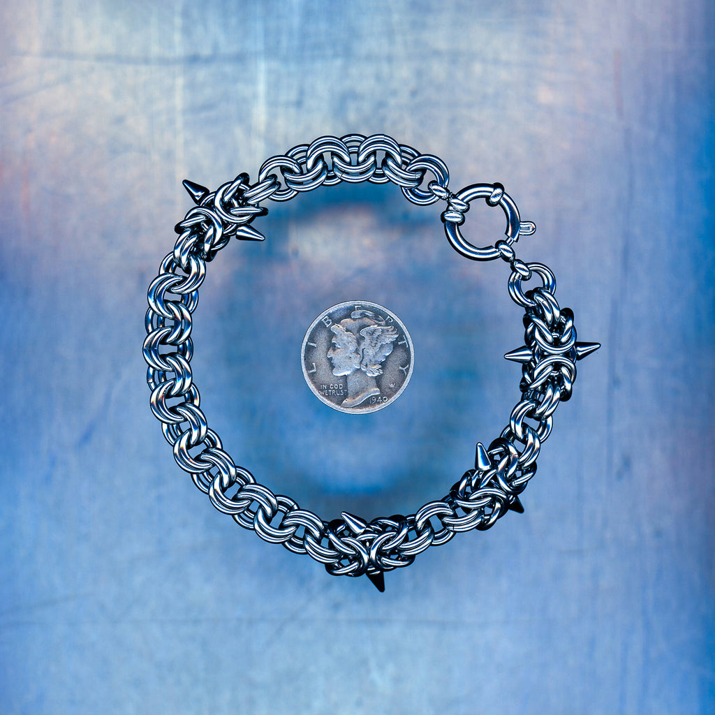 PRODUCT SHOT CLOSEUP SCAN OF LAST BYTE WAVE BRACELET 304 STAINLESS STEEL CHAIN MAILLE JEWELRY BYZANTINE PLUS 2 IN 1 LARGE WEAVE