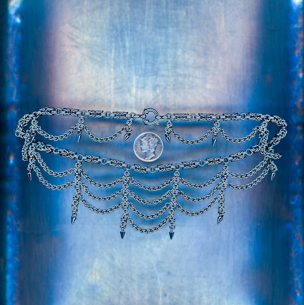 PRODUCT SHOT CLOSEUP SCAN OF OBSIDIAN VOID NECKLACE 304 STAINLESS STEEL CHAIN MAILLE JEWELRY XS BYZANTINE WEAVE JPL3 WEAVE SPIKES