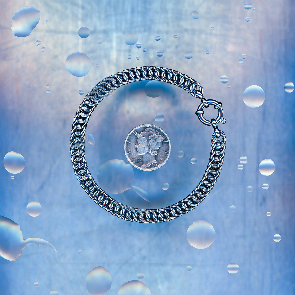 PRODUCT SHOT CLOSEUP SCAN OF OFFLINE LINK BRACELET 304 STAINLESS STEEL CHAIN MAILLE JEWELRY HALF PERSIAN 4 IN 1 SMALL WEAVE