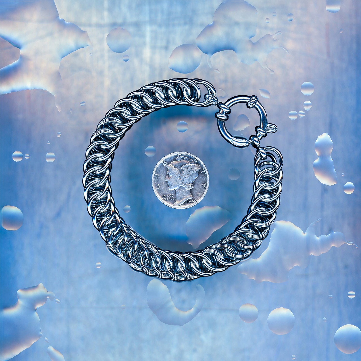 PRODUCT SHOT CLOSEUP SCAN OF OFFLINE WAVE BRACELET 304 STAINLESS STEEL CHAIN MAILLE JEWELRY HALF PERSIAN 4 IN 1 LARGE WEAVE