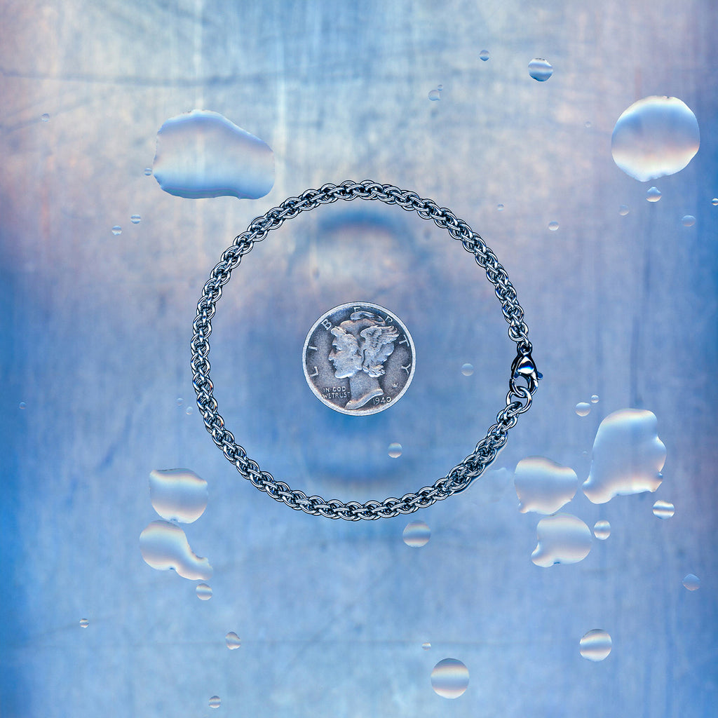 PRODUCT SHOT CLOSEUP SCAN OF TERMINAL BYTE BRACELET 304 STAINLESS STEEL CHAIN MAILLE JEWELRY JPL3 EXTRA SMALL WEAVE JENS PIND LINKAGE 3 EXTRA SMALL WEAVE