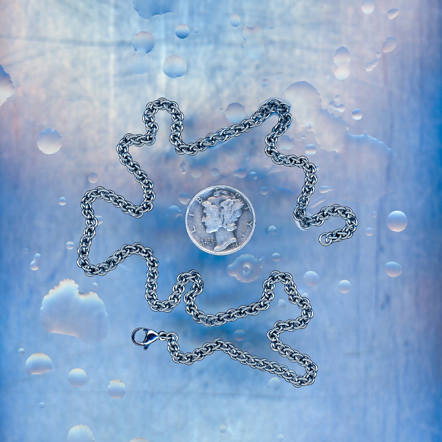 PRODUCT SHOT CLOSEUP SCAN OF TERMINAL BYTE NECKLACE 304 STAINLESS STEEL CHAIN MAILLE JEWELRY JPL3 WEAVE